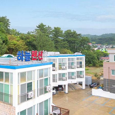 Samcheok Sky Pension Bagian luar foto